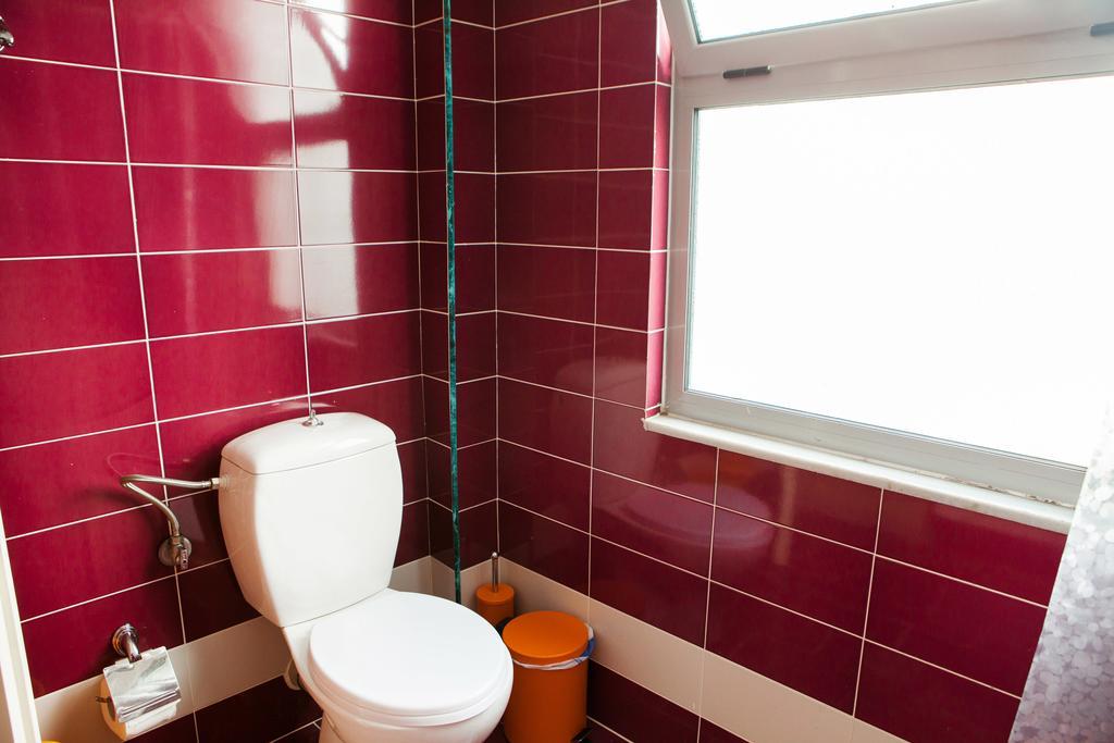 Work-Friendly Central Apartments, Sarande Exterior photo
